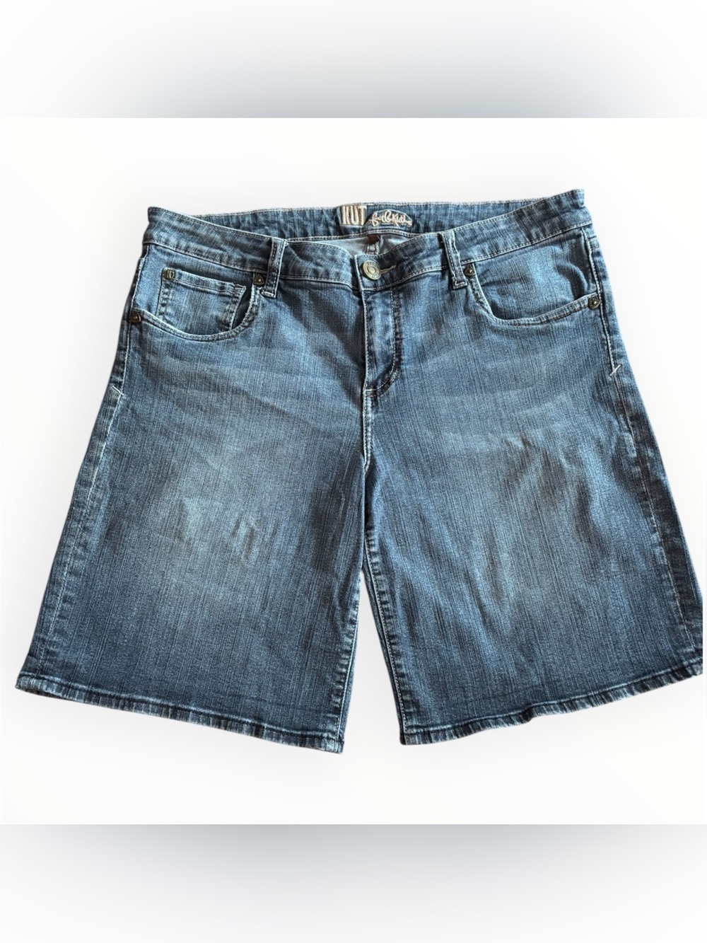 Kut from the Kloth Classic Blue Denim Summer Jean Shorts | Size 14